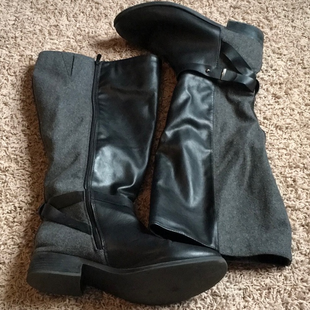 Torrid 12W Knee High Black and Dark Gray Riding Boots